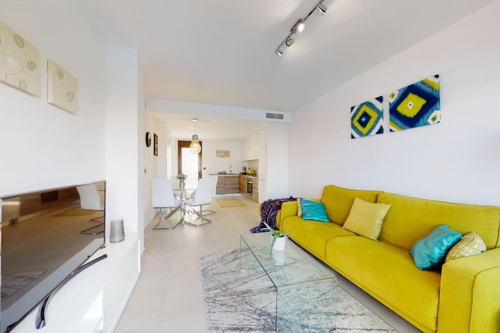 Apartman S Vlastnim Bazenem Orihuela Zewnętrze zdjęcie